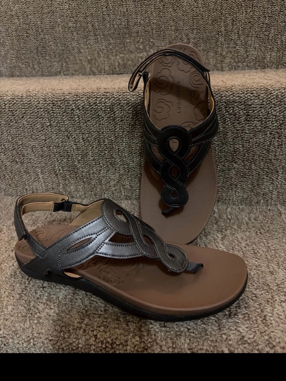 Comfort Women's Rockport Brown Leather T-Strap Sandals